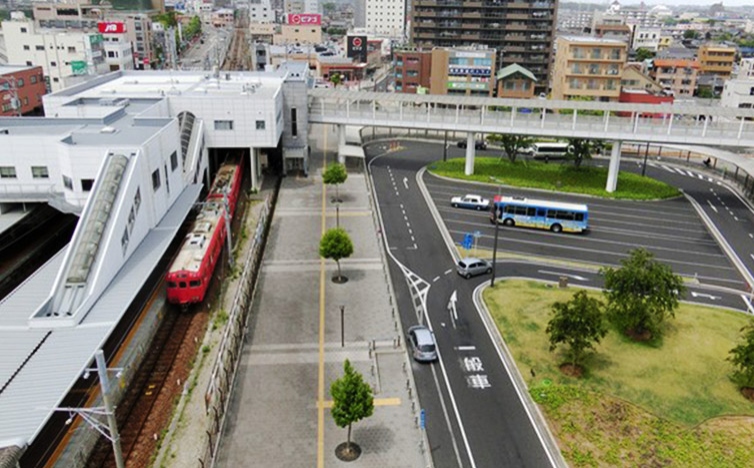 写真：知多半田駅ロータリー