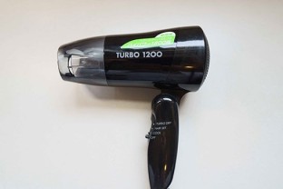 写真：ヘアドライヤー