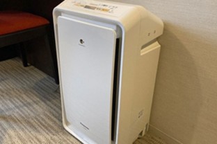 写真：加湿機能付き空気清浄機