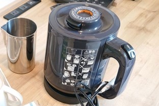 写真：電気ケトル