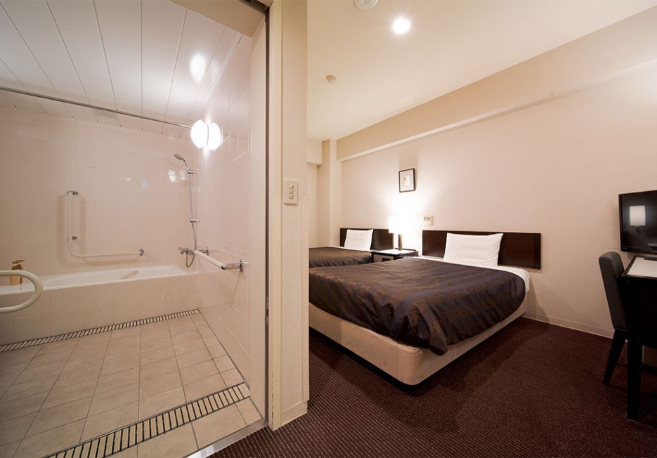 写真：ユニバーサルツイン