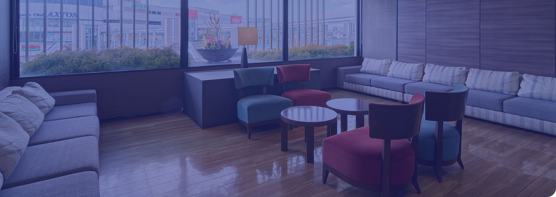 写真：朝食・施設案内