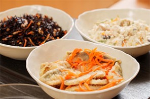 写真：季節のお惣菜