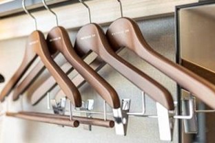 写真：ハンガー