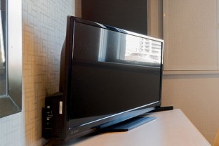写真：液晶テレビ
