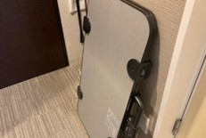 写真：ズボンプレッサー