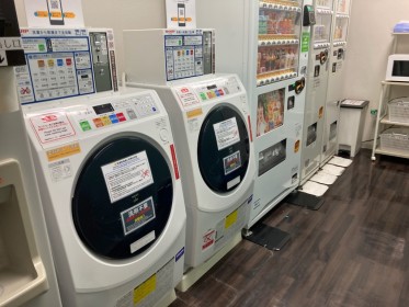 写真：コインランドリー