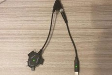 写真：携帯充電器