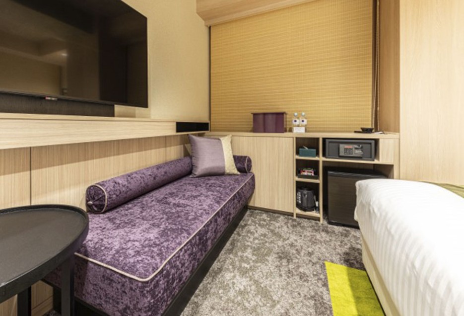 モデレートハリウッドツイン