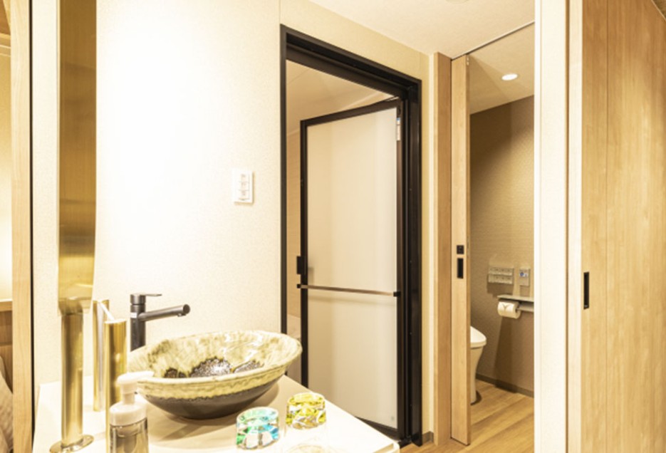 モデレートハリウッドツイン