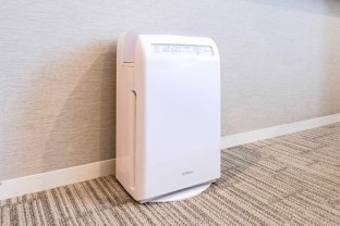 写真：加湿機能付き空気清浄機