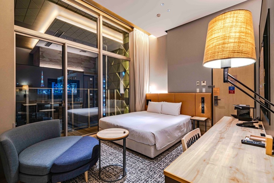 ミュッセバルコニーキング